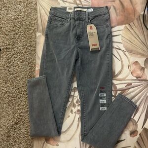 Levi’s 720 high rise super skinny jeans in gray denim, NWT